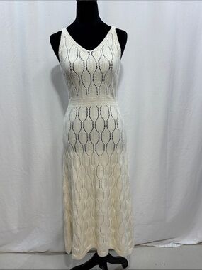 Sleeveless Cream Knit V‑Neck Maxi Dress Small travel party stretch classic chic